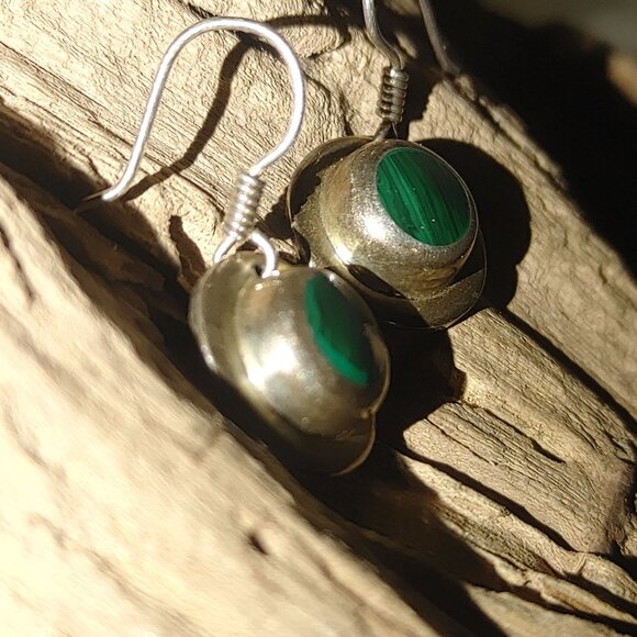 Vintage Sterling Silver Drop Earrings Malachite Artisan Crafted Stamped 925 - Picture 5 of 6